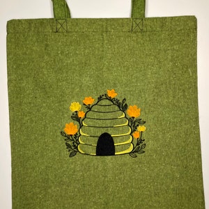 Beehive tote bag.  Sustainable, reusable, ecofriendly bag for market, library, school or work commute.  Carryall embroidered bag.  Gift her.