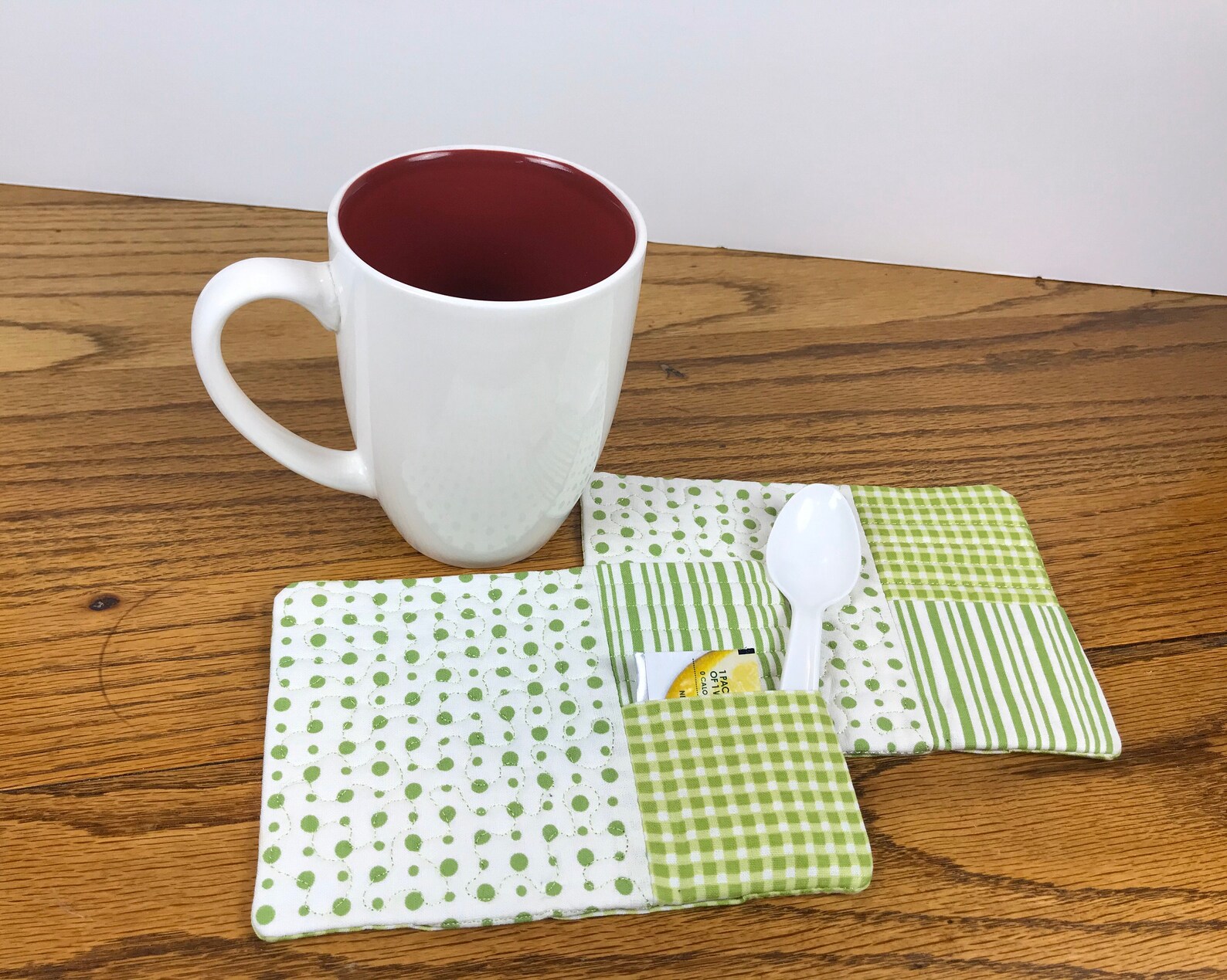 Snacks Rug Retro Green Mug Rug, Large Coaster, Snack Mat. Quilted Mug Rugs, Large ...
