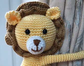 Pair of Crochet Lion Curtain Tie Backs, Animal Tiebacks, Nursery Decor