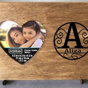 Customizable Heart Photo Frame with Wooden Easel,Gift for Dad, Family Home Decor, Family Picture Frame, Wood Frame, Photo Frame,Heart