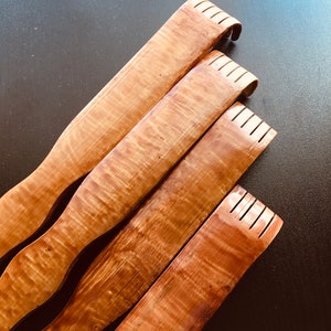 Stained ~20” Wooden Back Scratcher,Perfect gift for dad ,grandpa, grandma,Fathers Day,Mothers day,Gift,engraved back scratcher