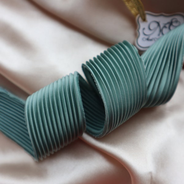 Silk Shibori Ribbon N38, Natural Silk, Non-toxic paint, shibori jewelry making Jewelry making and beading, pastel green shibori ribbon
