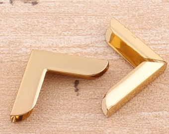 16pcs Gold Corners 1 1/4" Corner Decorative Leg Corner Protector Metal Corner Protector Tips Decorative Bracket Book Decoration