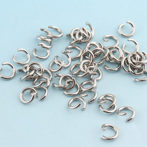 Mini Jump Rings 200pcs 5mm Open Jump rings Silver Split Rings Metal Split Ring for Chain Wholesale Jump Ring Findings