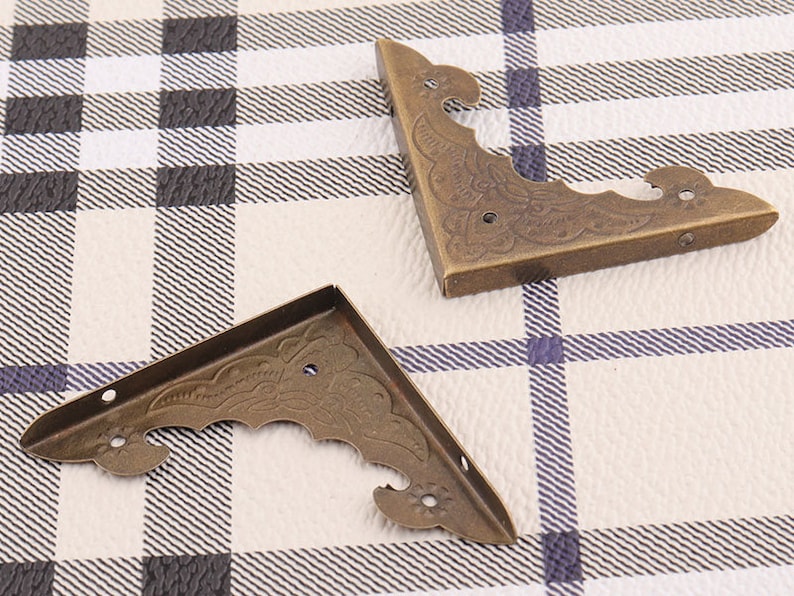 8pcs Bronze Corners 1 58 40mm Embossed Corner Decorative Corner Protector\u00a0Metal Corner Protector Tips Decorative Bracket Box Decoration