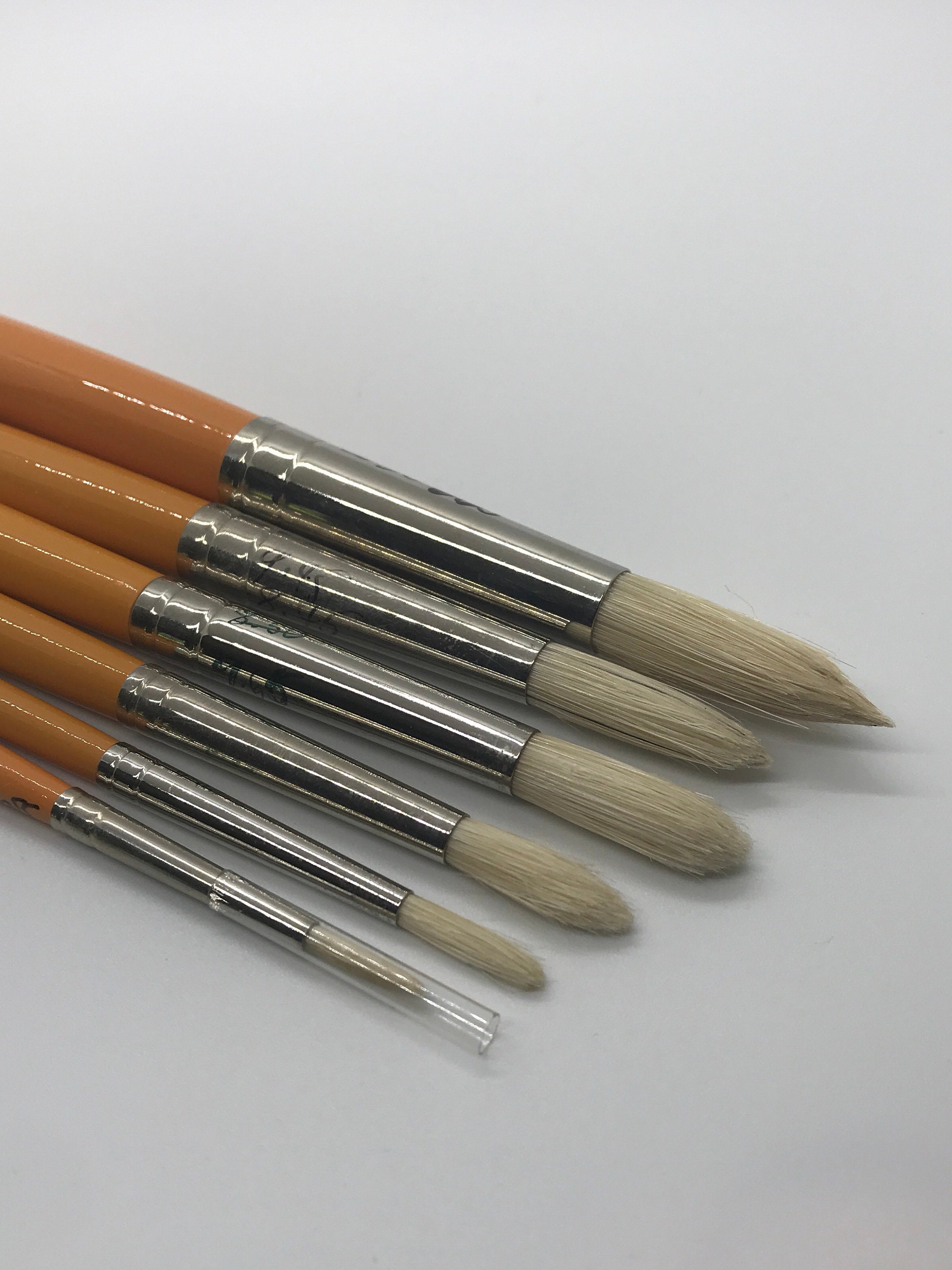 ARTEGRIA Detail Paint Brush Set 8 Miniature Paint Brushes for