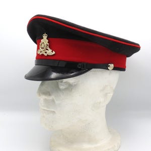 Genuine Royal Artillery No.1 Dress Uniform Peaked Cap with Badge – Size 56 – British Army / Military