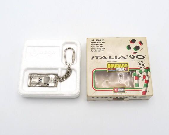 Vintage Burago Ferrari F40 Italia '90 FIFA World Cup Keyring/key