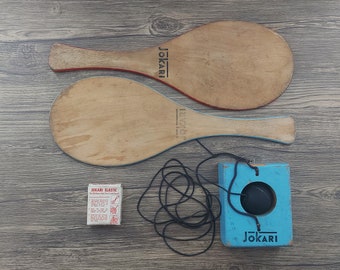 Vintage 1960s JOKARI Senior Paddle Bat Garden Game, avec boîte