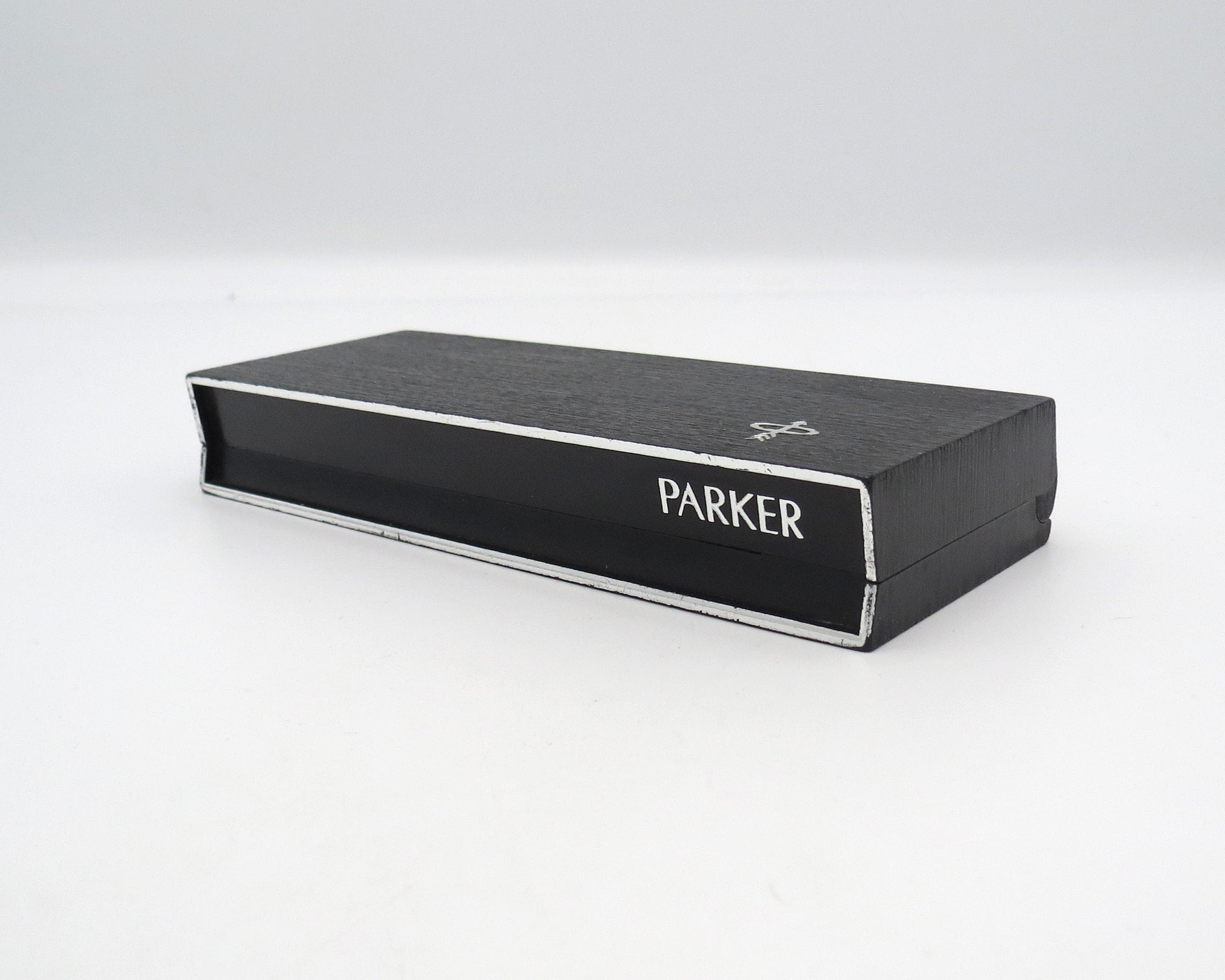 Vintage British Parker 45 CT 'arrow' Fountain Pen With Box. 1970s