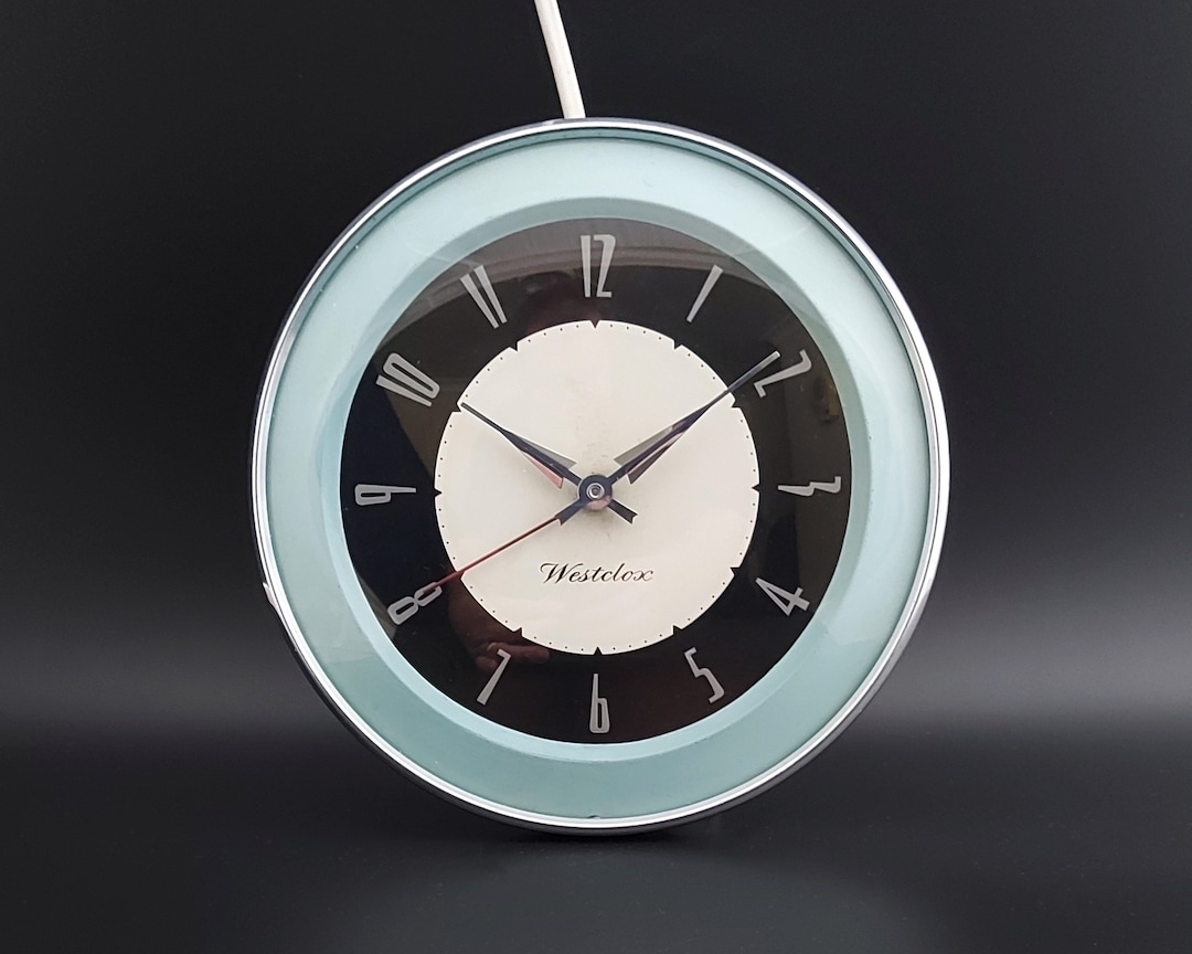 Mastercrafters Brass Starburst Clock, circa 1950 at 1stDibs