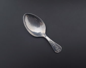 アンティークのオールドイングリッシュ柄、純銀製ティーキャディ