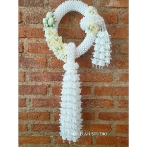 Thai flower Garland for Pre-wedding, Vintage Decoration Ceremony, Thai Boutique Bride, Delivered Duty Paid
