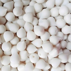 Handmade Clay Gardenia Buds, Thai Garland Making, Floral Jewelry