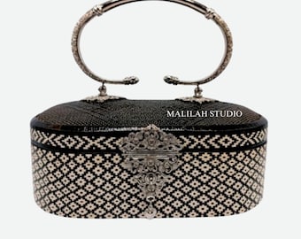 Yan Lipao Basketry Handbag: Thai Wickerwork with Silver Plated Handle