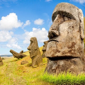Easter Island Statue