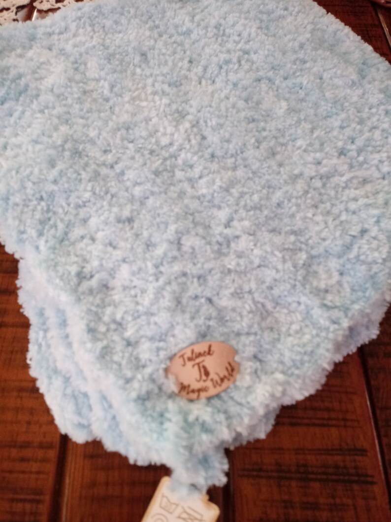 crochet pet plaid, handmade pet crochet ,puppy blanket,cozy pet blanket, crochet animals, cat blanket, fluffy cat plaid matblanket blue sky