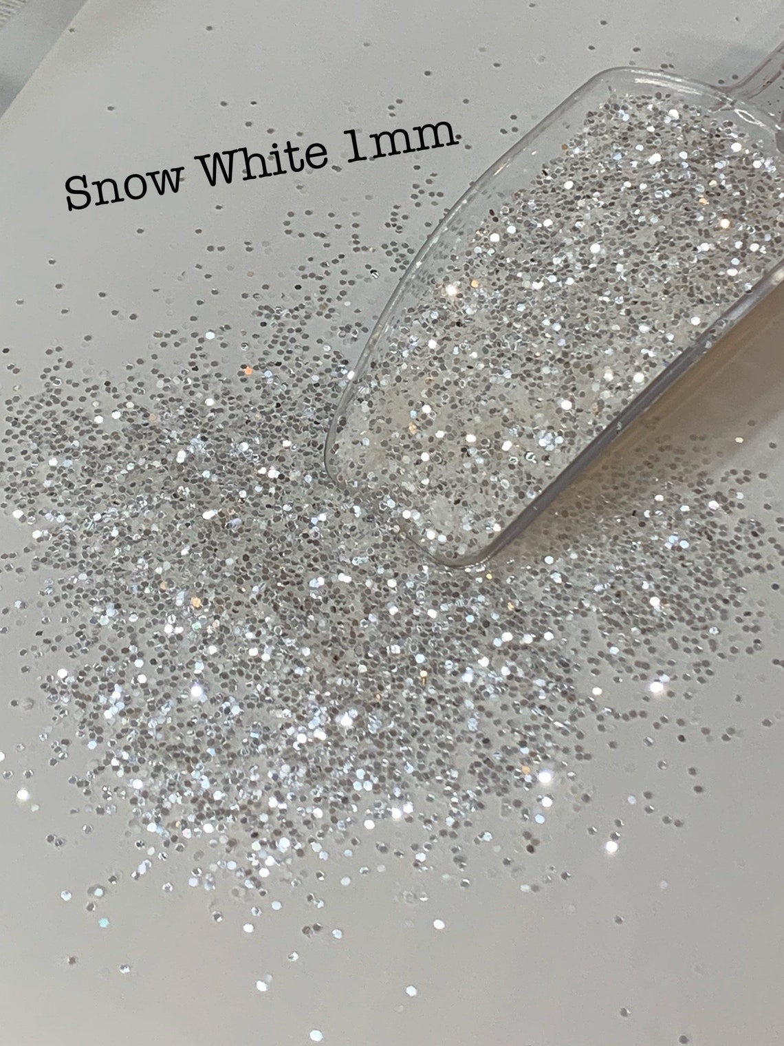 Pieces Of Time - Snow White Glitter