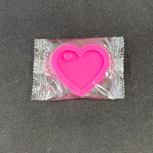 Shiny SILICONE Heart Keychain Mold - Badge Reel - Keychain Mold - Heart Mold - Silicone Mold