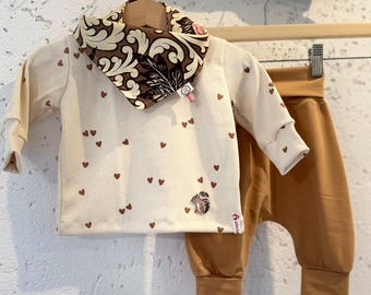 Baby Set Pulli mit Pumphose und Halstuch
