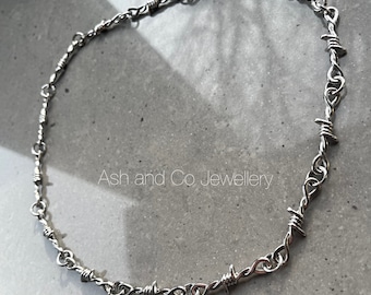 Thorn, barbed wire necklace, gothic or steampunk, unisex. In black enamel or stainless steel.