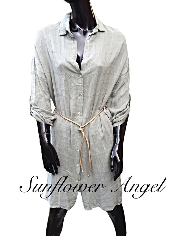 Long shirt dress, tunic. With thin removable belt, in 2 different colours.