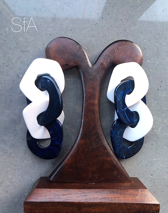 Lagenlook large link acrylic earrings. Marbled effect in dark blue and white. Nautical effect. For pierced ears.