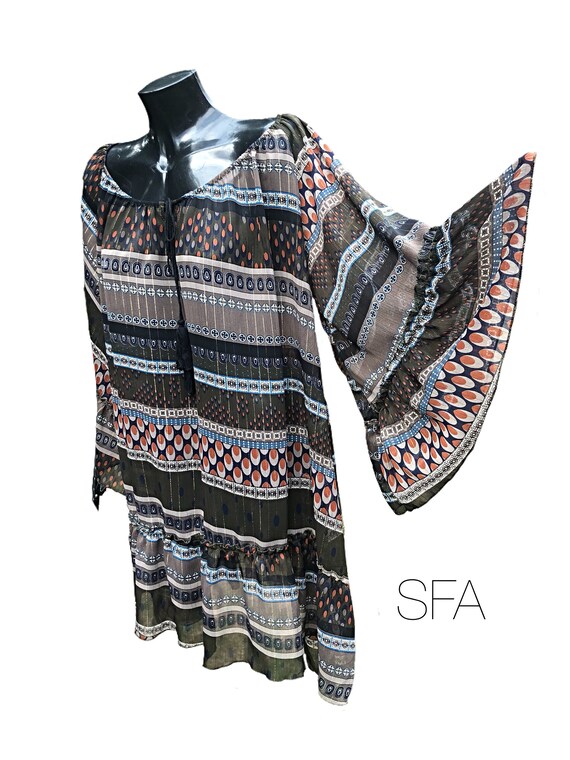 Lagenlook shear top, tunic, dress. With frill sleeves and fine gold thread, size XXXL