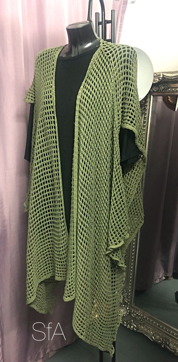 Lagenlook long Poncho, one size fits all, add that extra touch to any outfit.