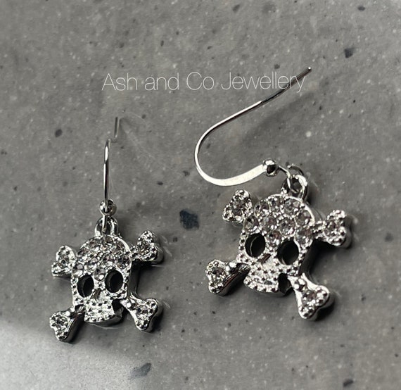 Diamante skull earrings store