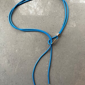 Slip rubber necklace, with gold barrel and slider. In various colours.