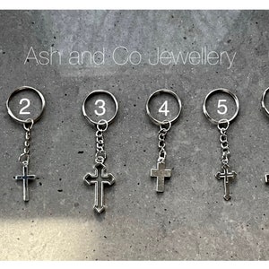 Cross key ring, various styles. Religion. Christian.