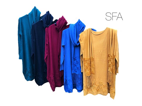 New season lagenlook jumper, with matching tassle scarf, one size 12-18 plus, 5 different colours.