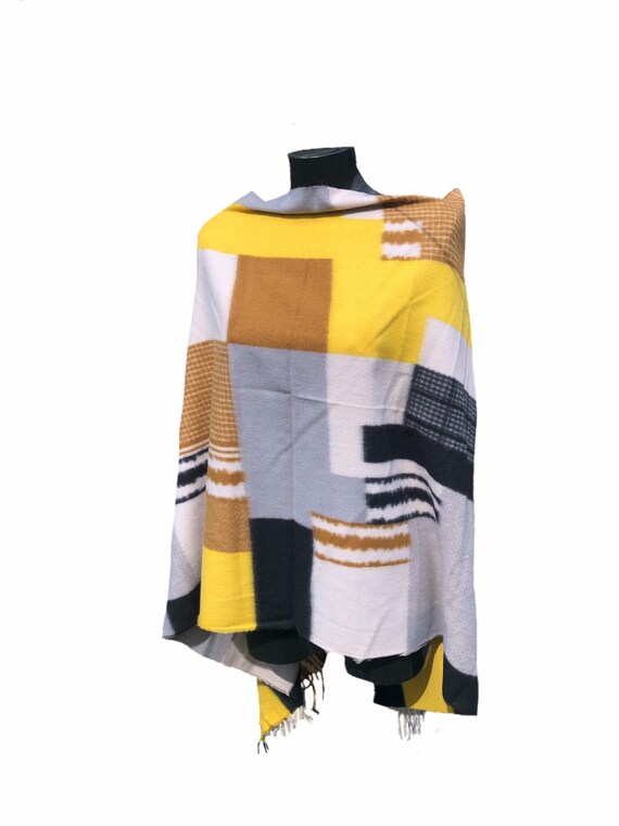 Unisex panel animal, geo squares print scarf, super soft, perfect present. Fabulous long tassels.