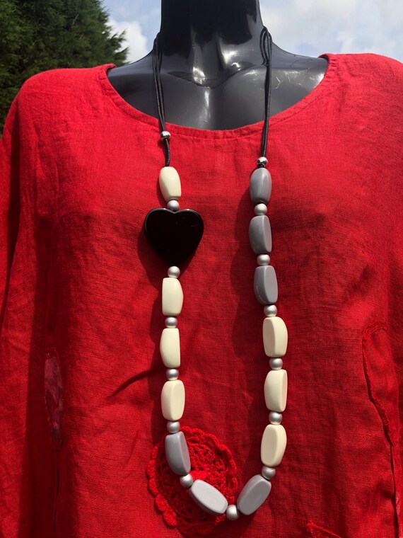 Lagenlook stunning long acrylic cubes and heart beaded necklace, on a twin cord thread.