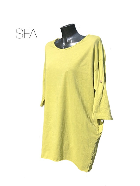 Lagenlook dress or tunic, with twisted keyhole back. Adjustable sleeves. In 5 different colours -XXXL