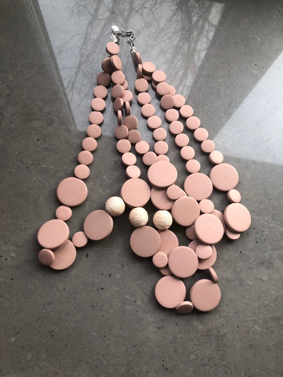 Multi strand wood beaded short 'WoW' necklace. Fab for the lagenlook layered effect. Minky pink.
