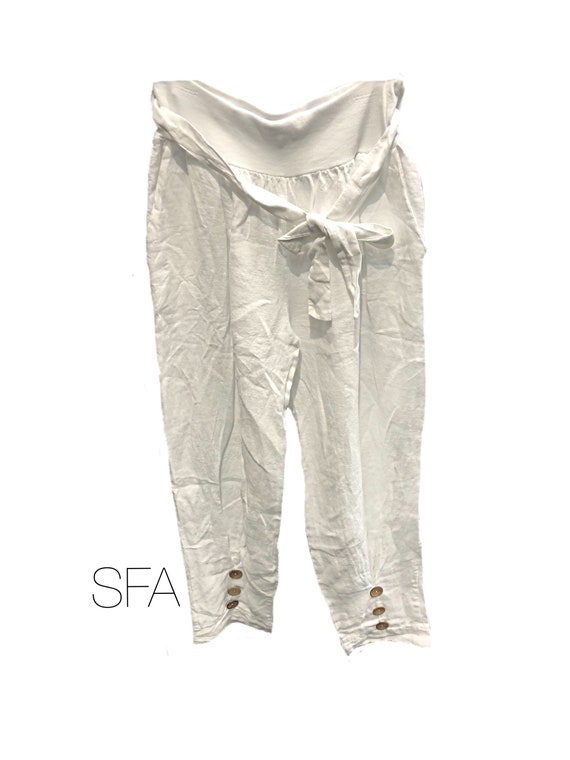 Linen pants, long length, with front button detail. In black or white Plus side XXL