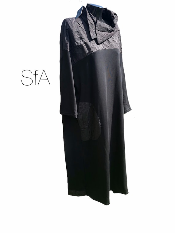 Lagenlook 'Bella Blue' long dress with satin effect top panel and collar, size 3XL bust 60"