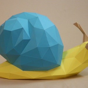 Lumaca low poly papercraft PDF DXF, modello 3d di carta, teplate, decorazione, scultura di lumaca, papercraft, lowpoly, manuale