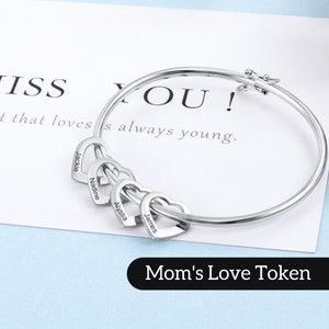 Pulsera para madres - Pulsera con dijes para mamá - Regalo perfecto para el día de la madre o cumpleaños - Dije de corazón grabado - Joyas de agradecimiento - Regalo para ella