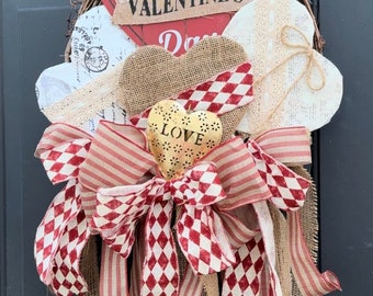 Valentines heart wreath, heart wreath, valentine door wreath, valentines heart decor, heart decor,farmhouse valentine decor, burlap heart