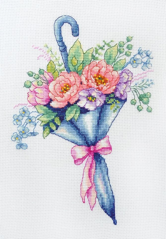 Cross bouquet / 753×ABSOLUTE CASTAWAY The Wondrous Nature Bouquet–Murphy's Florist