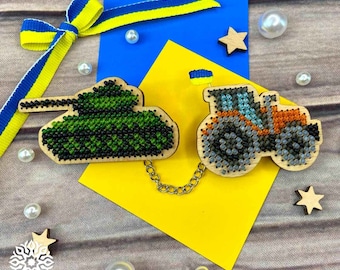 DIY Jewelry making kit, Seed beaded brooch Ukrainian Tractor, Bead Embroidery kit, Needlework beading decoration, Made in Ukraine