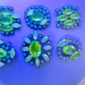 6 Gorgeous Czech Vintage Style Glass Rhinestone Buttons With Vaseline Uranium Glows in the Dark Don't Miss Opportunity to Own these Beauties