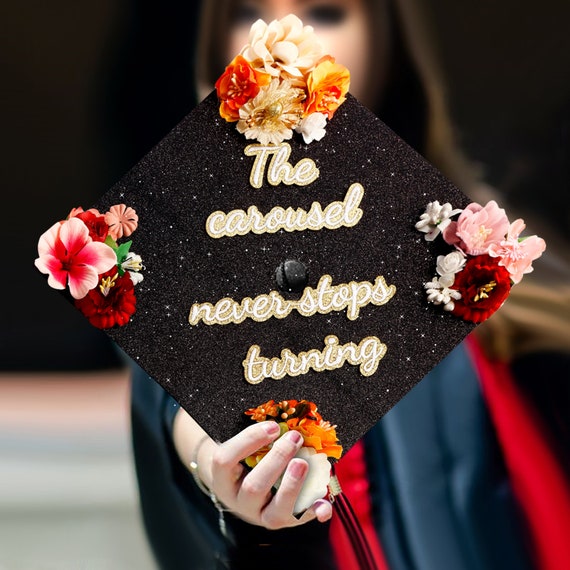 Knitgrip 31 Pcs DIY Graduation Cap Decorations Accessory Kit Include Faux Flower Heads Graduation Quotes Glitter Stickers 3D Butterfly