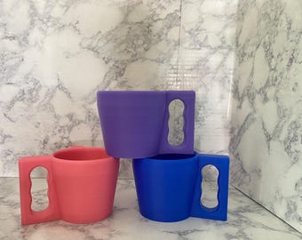 Hand Made Pint size Ice cream holder, Handle, Spoon Holder,  3D printed, Cold Hands, Ice Cream Holder, Reusable Mug, Standard, Lovers