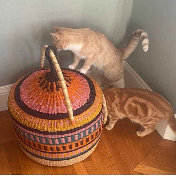 Cozy Cat Bed Furniture, Adorable Cat Hammock, Cat Bed Cave Perfect For Large Cat and Small Dogs, African Basket, Bolga Basket, Woven Basket