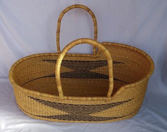 Baby bassinet | Toddler bed | Bolga basket | Moses basket | Baby moses basket | African basket | Baby basket | African baby bassinet