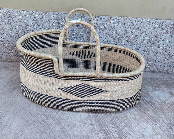 moses basket for snuggle me